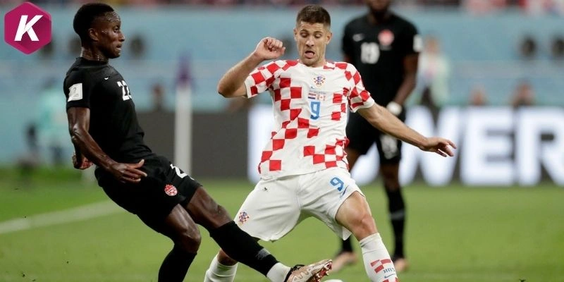 Đội hình, chiến thuật ra sân Canada vs Bosnia và Herzegovina