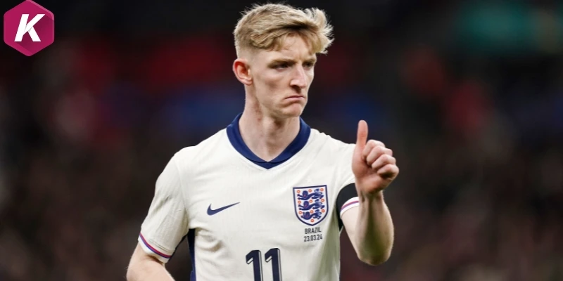 Barcelona quyết tâm chiêu mộ Anthony Gordon